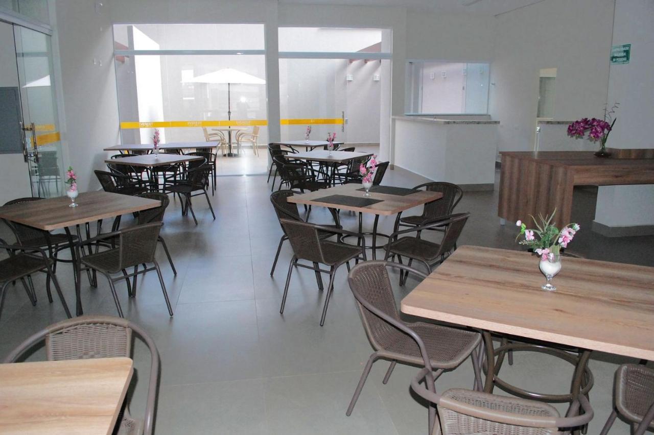 Everest Flat Service Caldas Novas Esterno foto